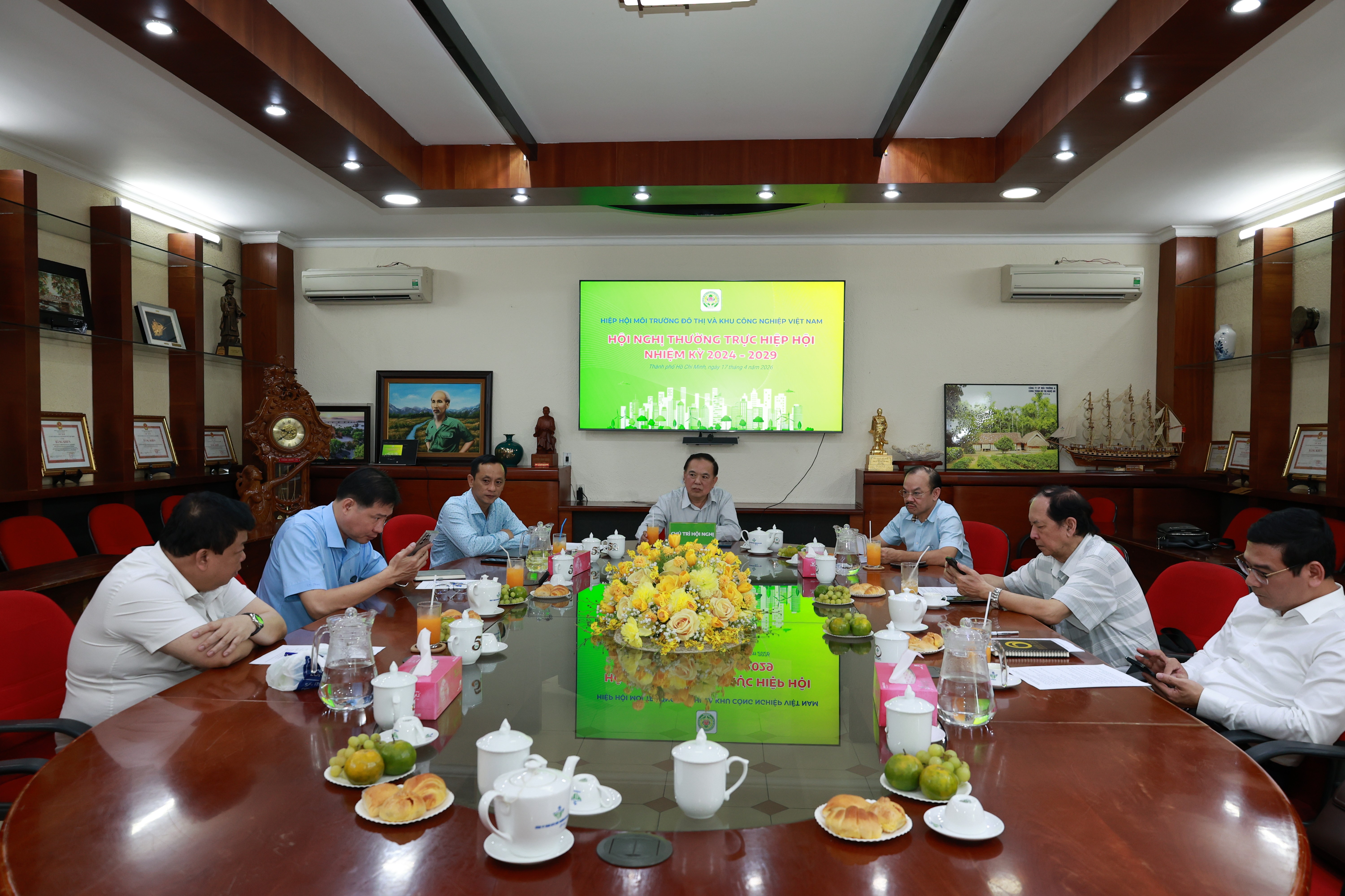 hoi-nghi-thuong-truc-hiep-hoi-moi-truong-do-thi-va-khu-cong-nghiep-viet-nam-thang-4-2026